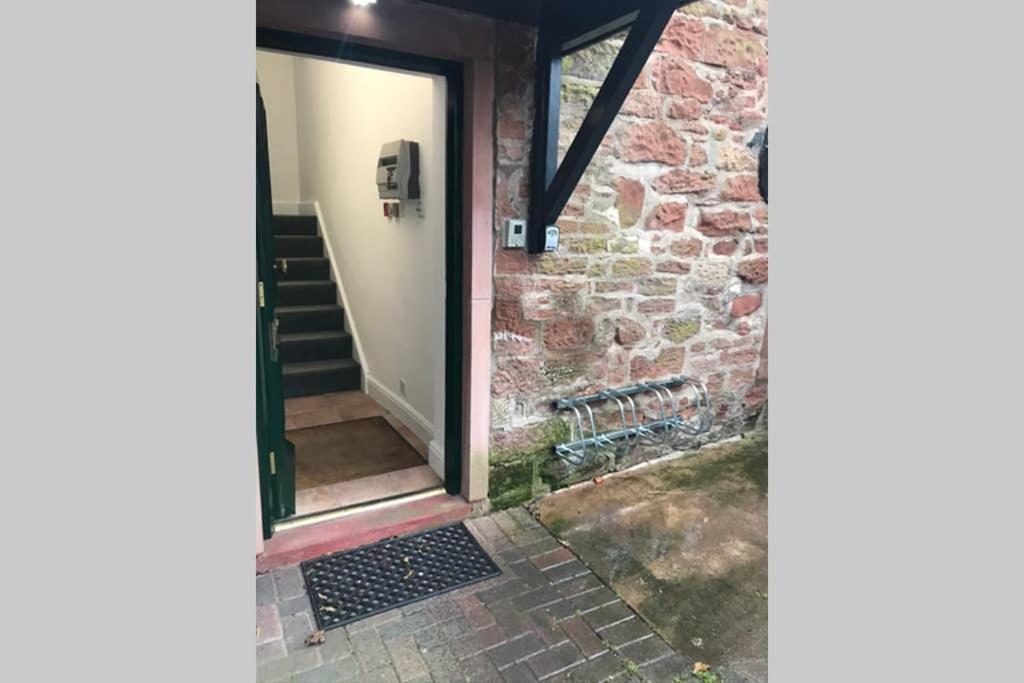 Kezbah 1, 22 The Square Centre Of Dalston Village Carlisle  Luaran gambar
